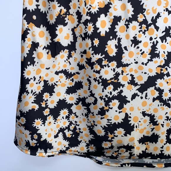 NWOT KEASMTO Black Sunflower Floral Retro Midi - Picture 5 of 10